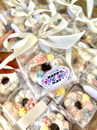 Teachers Day Mini Bundts