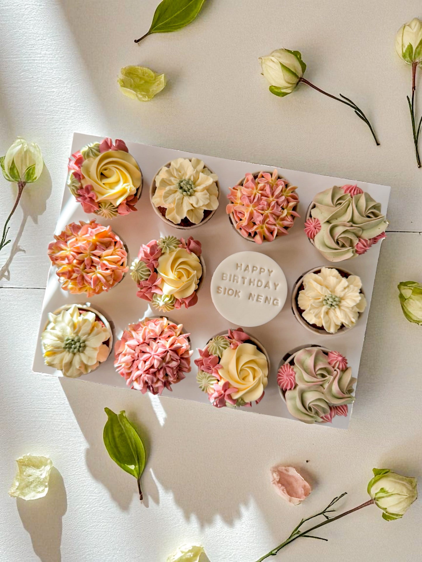 Floral Cupcake Set
